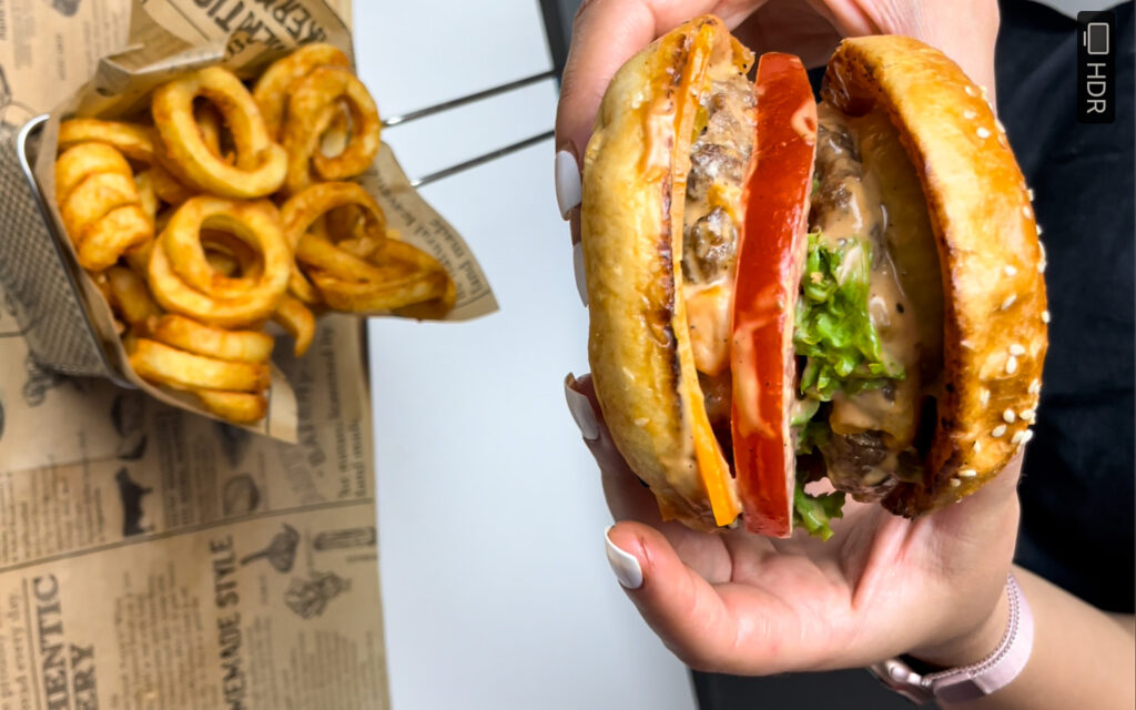 DOUBLE CHEESEBURGER