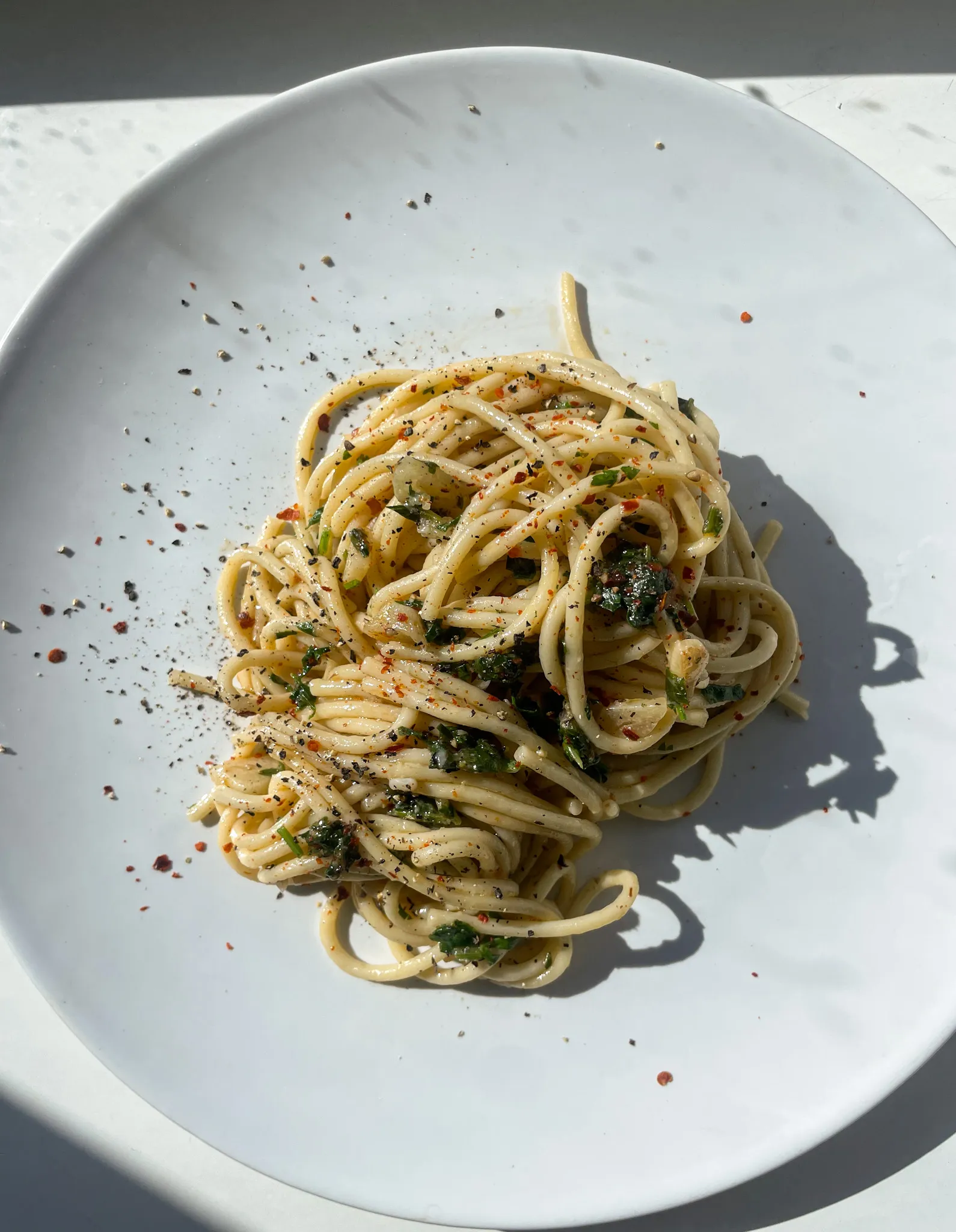 AGLIO E OLIO PASTA