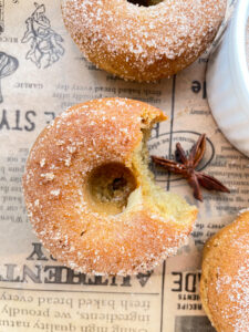 CINNAMON SUGAR BAKED DONUTS