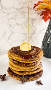 PUMPKIN CINNAMON SWIRL PANCAKES