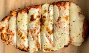 RED PEPPER CHEESE BREAD