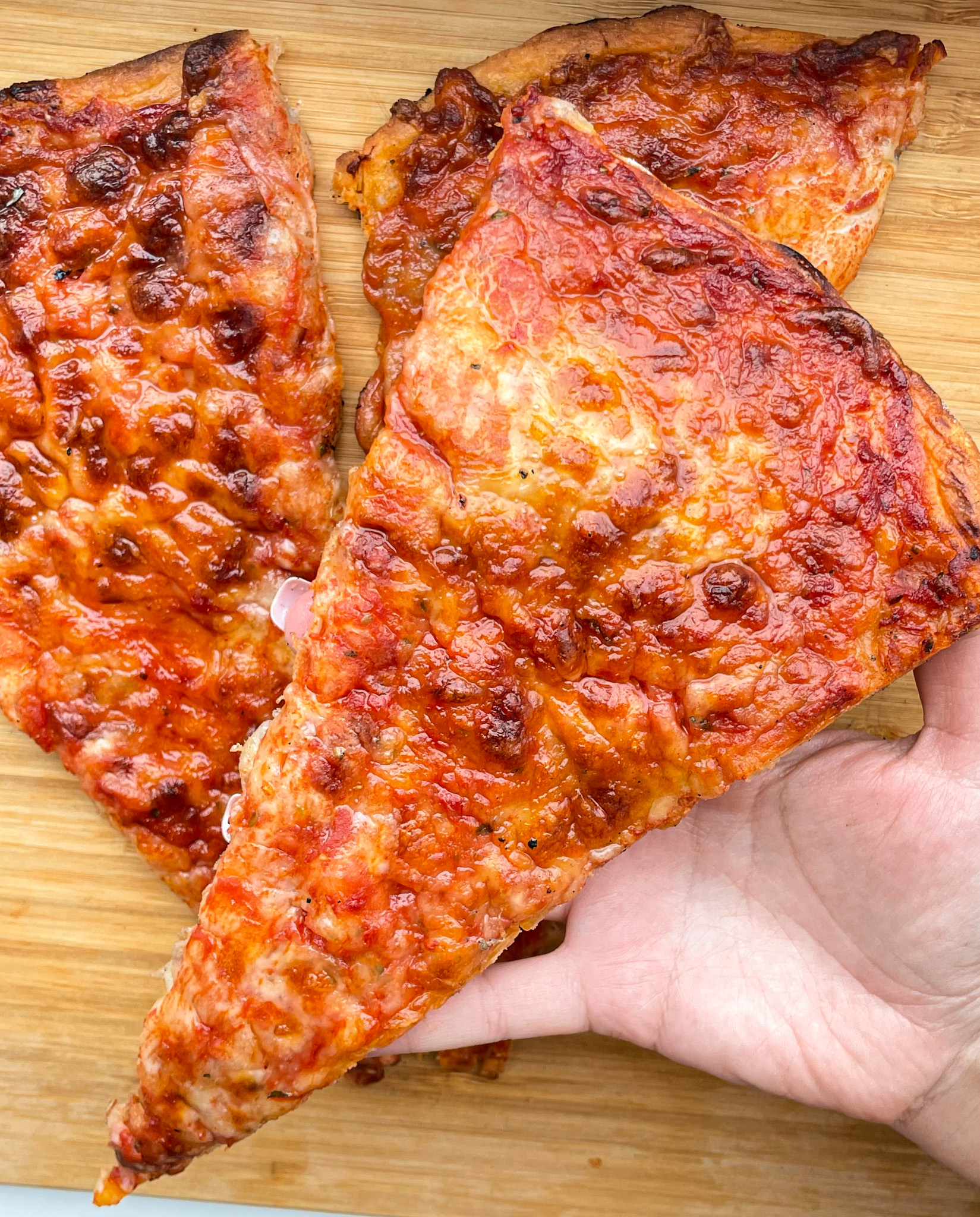 HOMEMADE NEW YORK STYLE PIZZA