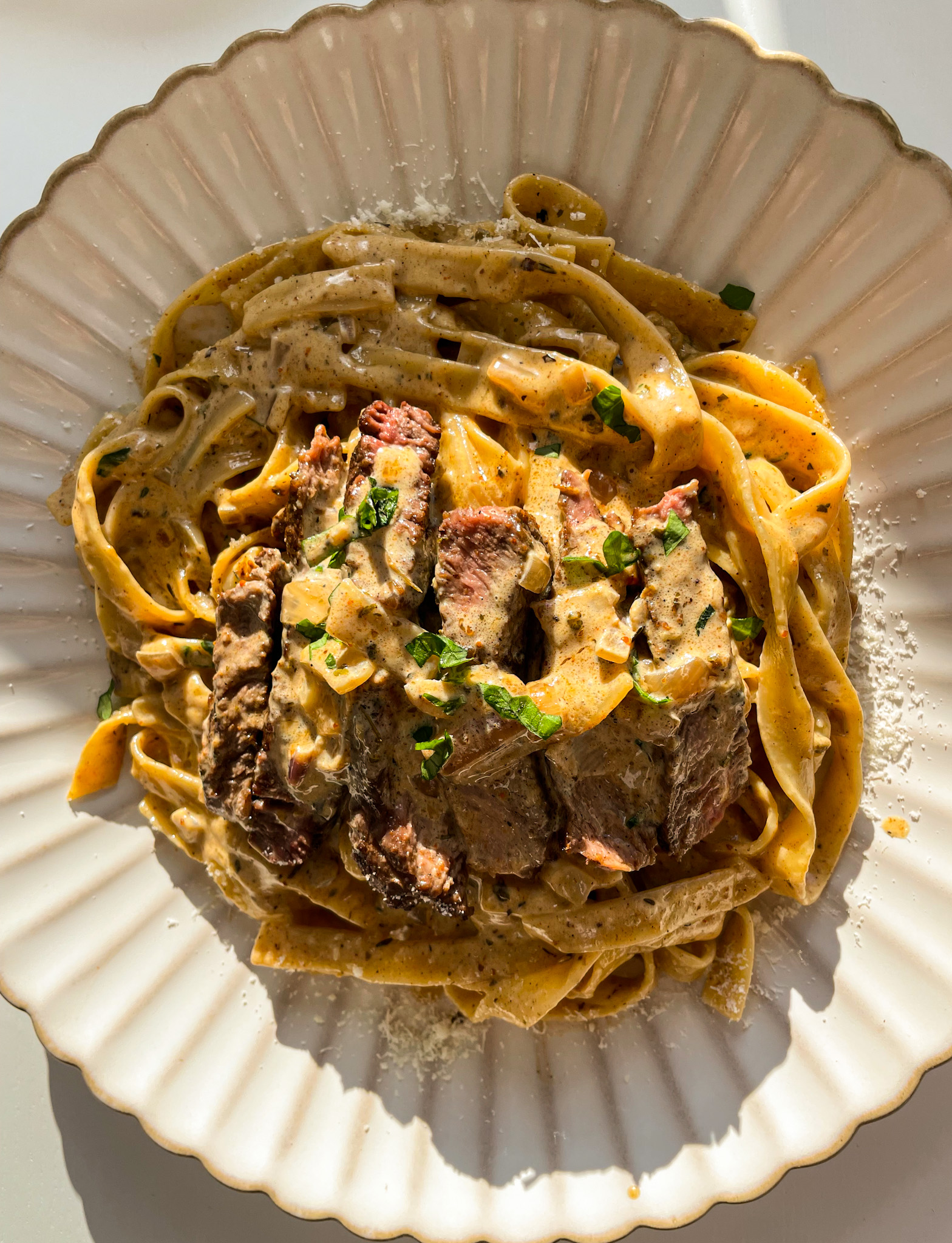 CREAMY CAJUN STEAK PASTA