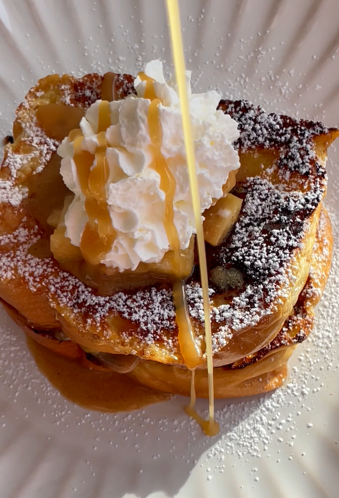 APPLE PIE STUFFED FRENCH TOAST