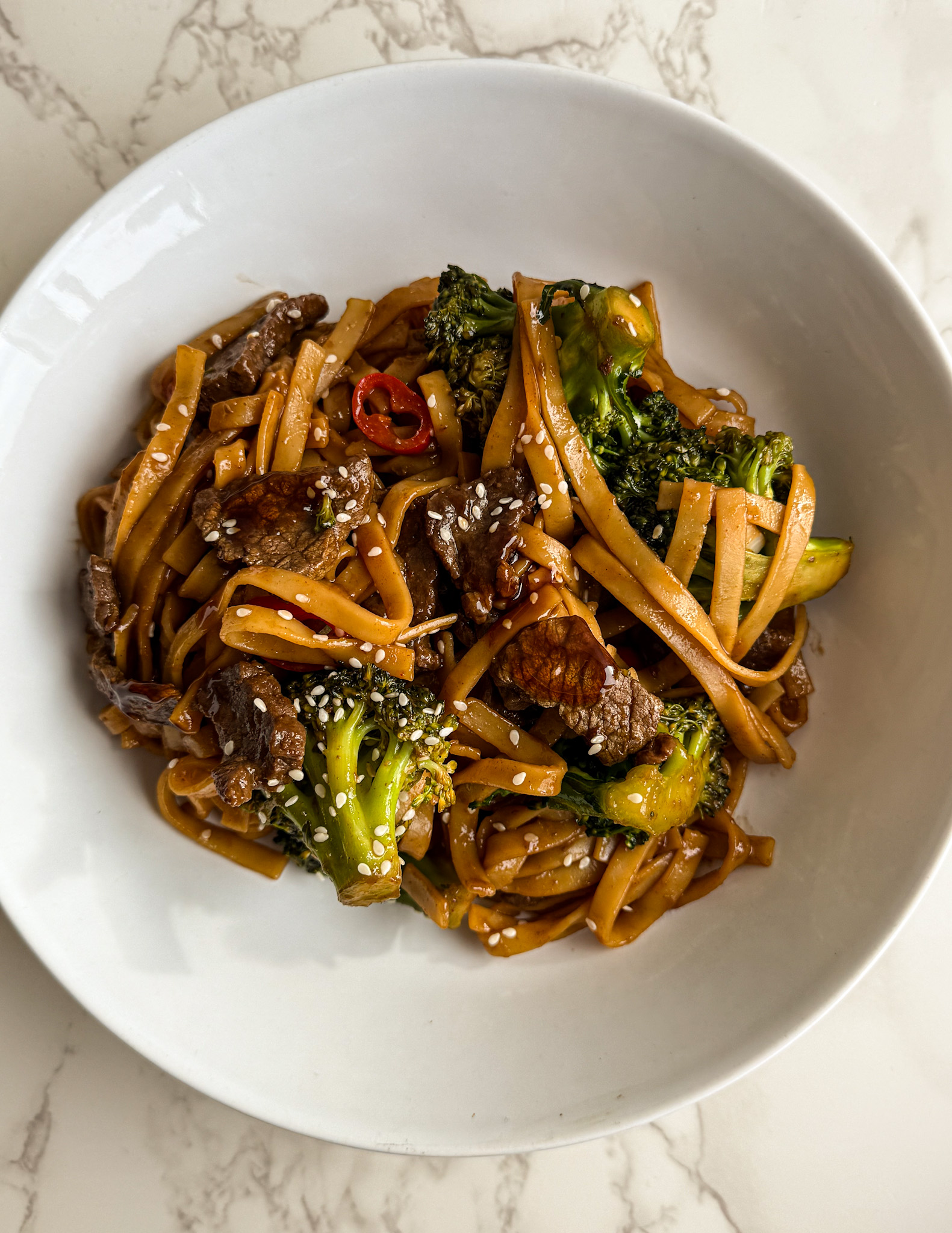 EASY ONE POT TERIYAKI BEEF NOODLES