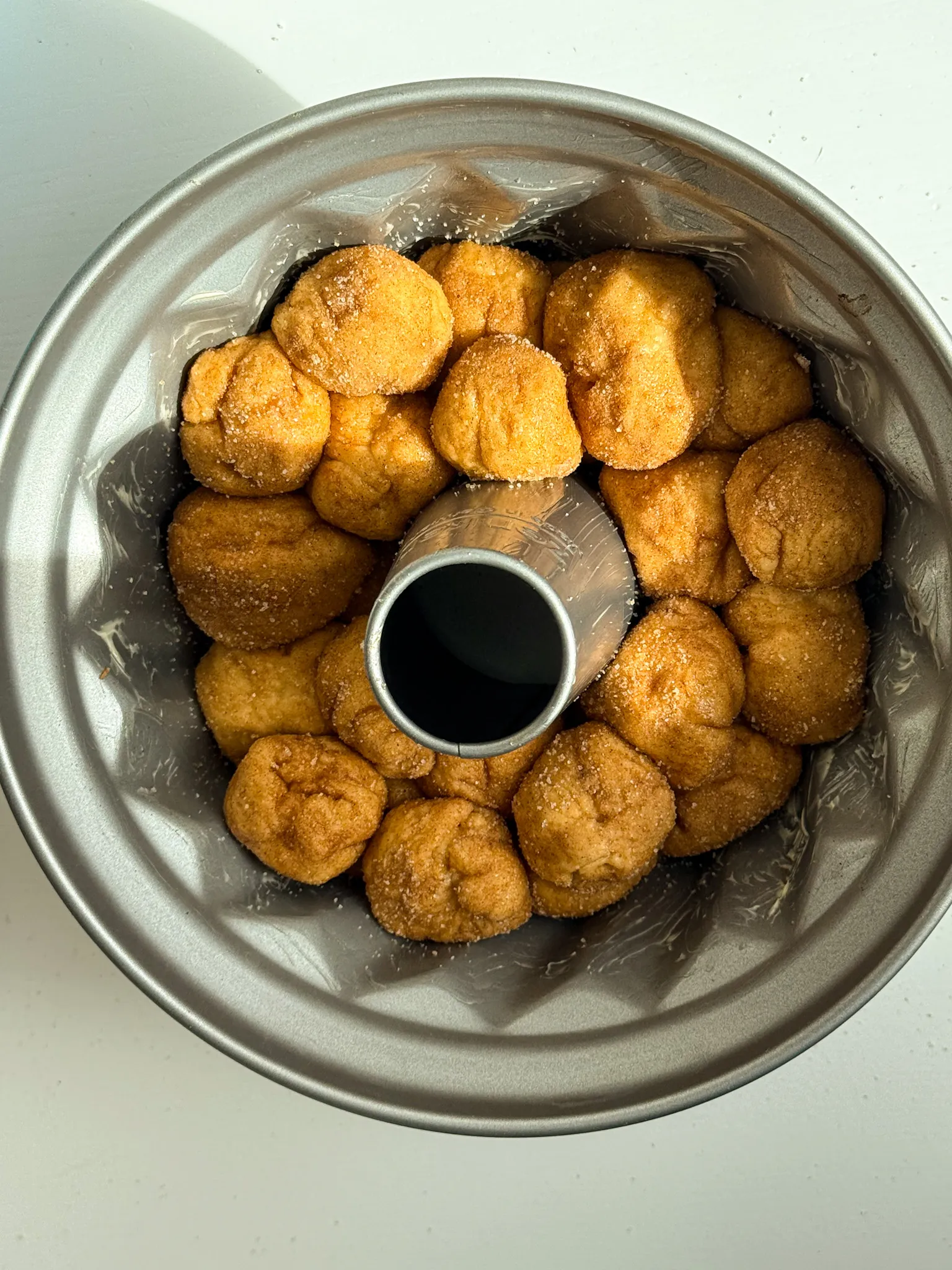 Making process of pumpkin monkey bread