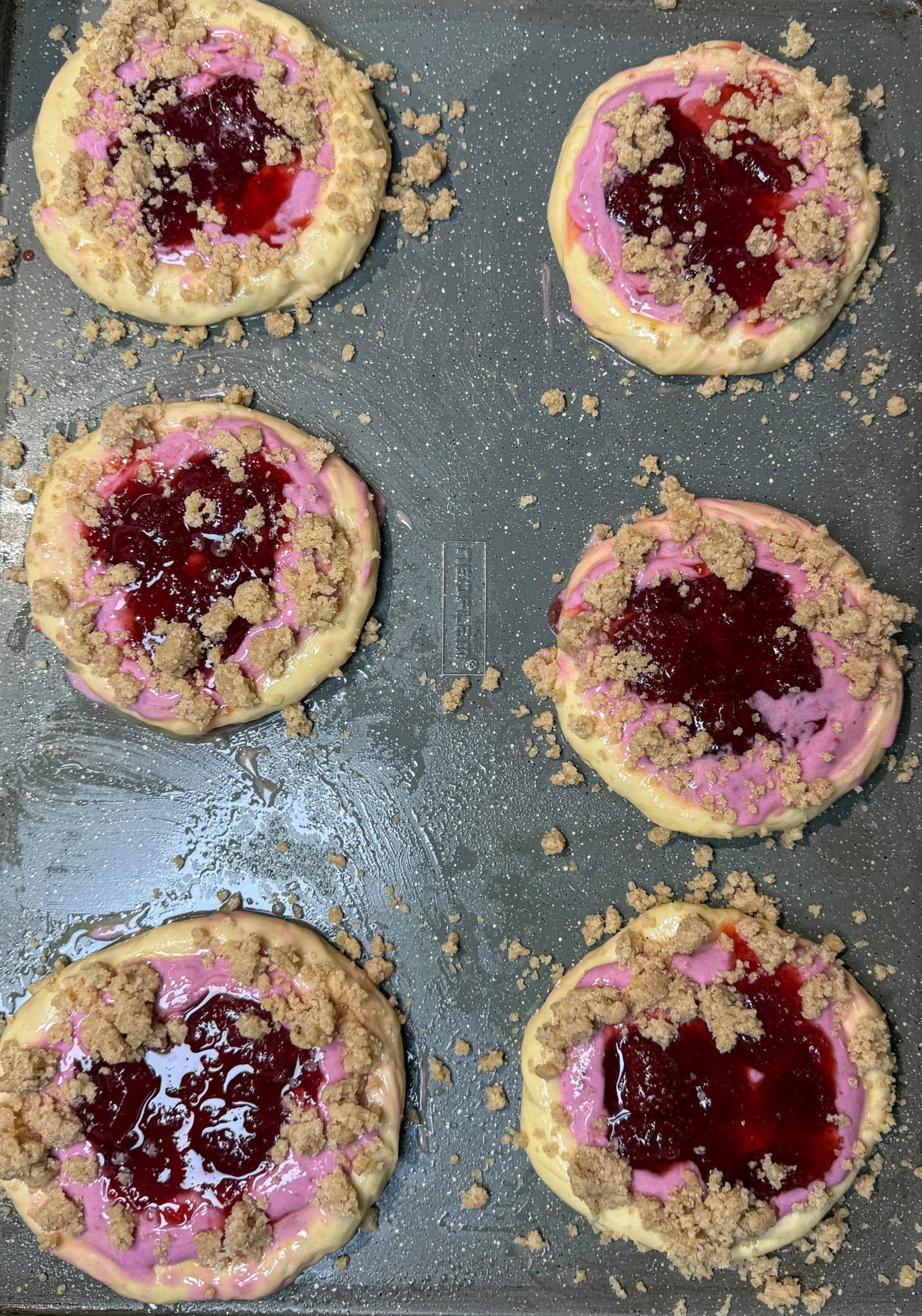 strawberry crumble danishes