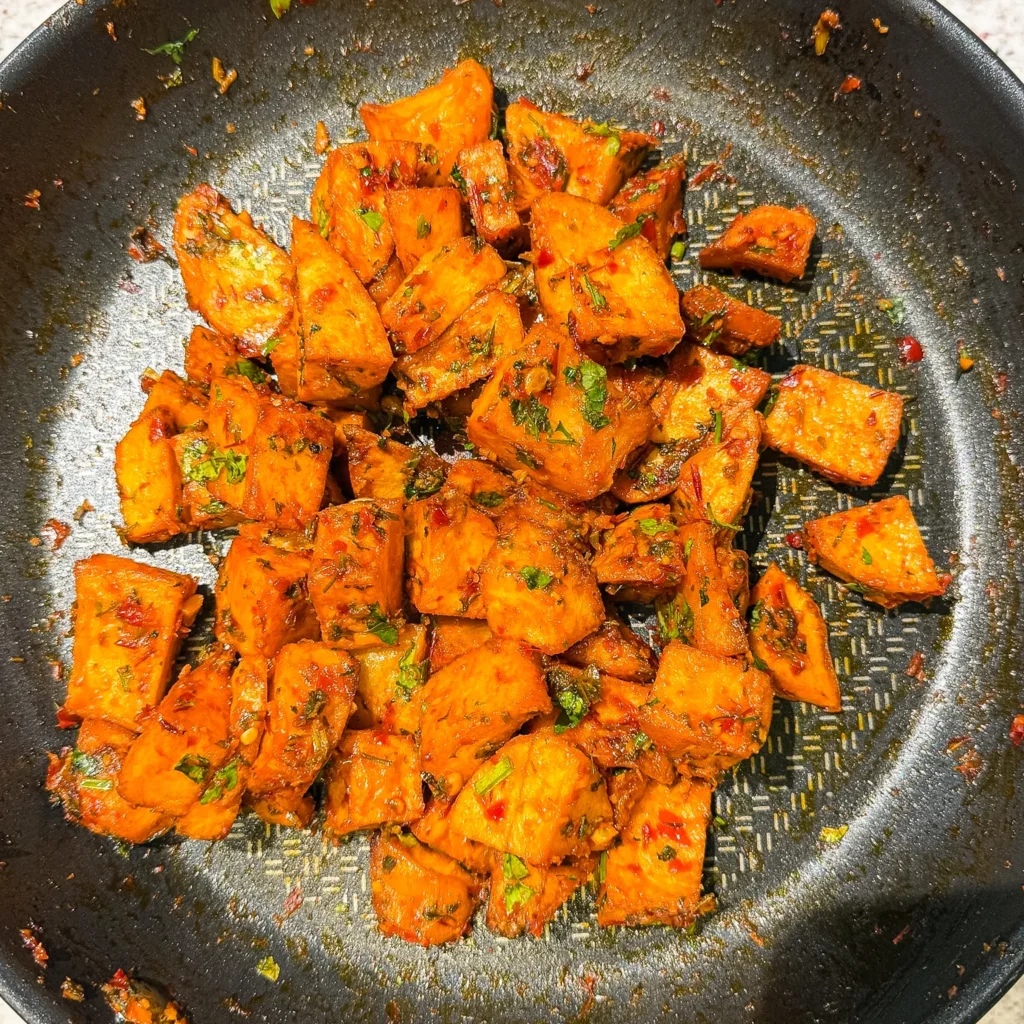 Lebanese Batata Harra (Spicy Garlic Potatoes)