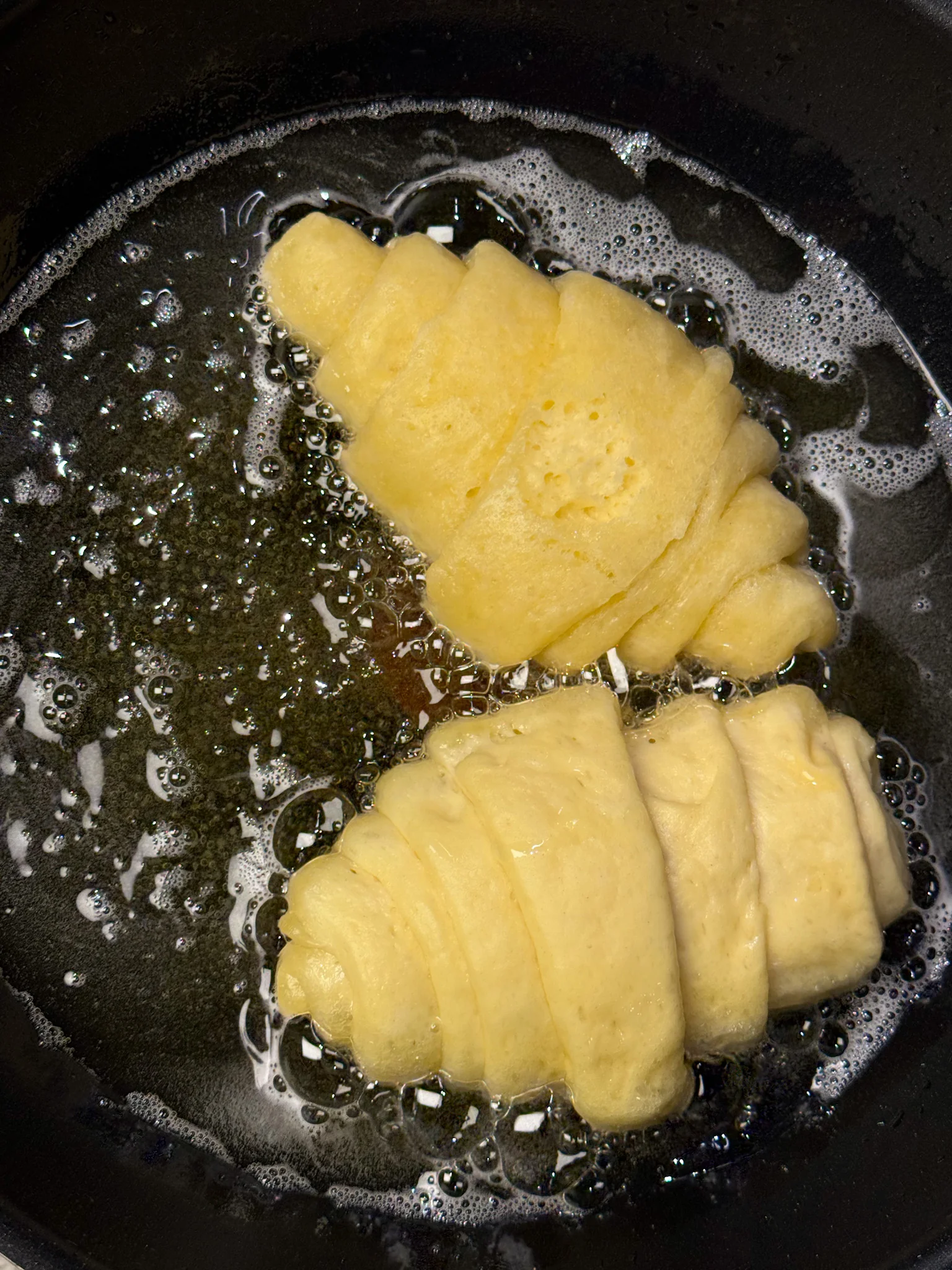 Frying process of doughssants recipe