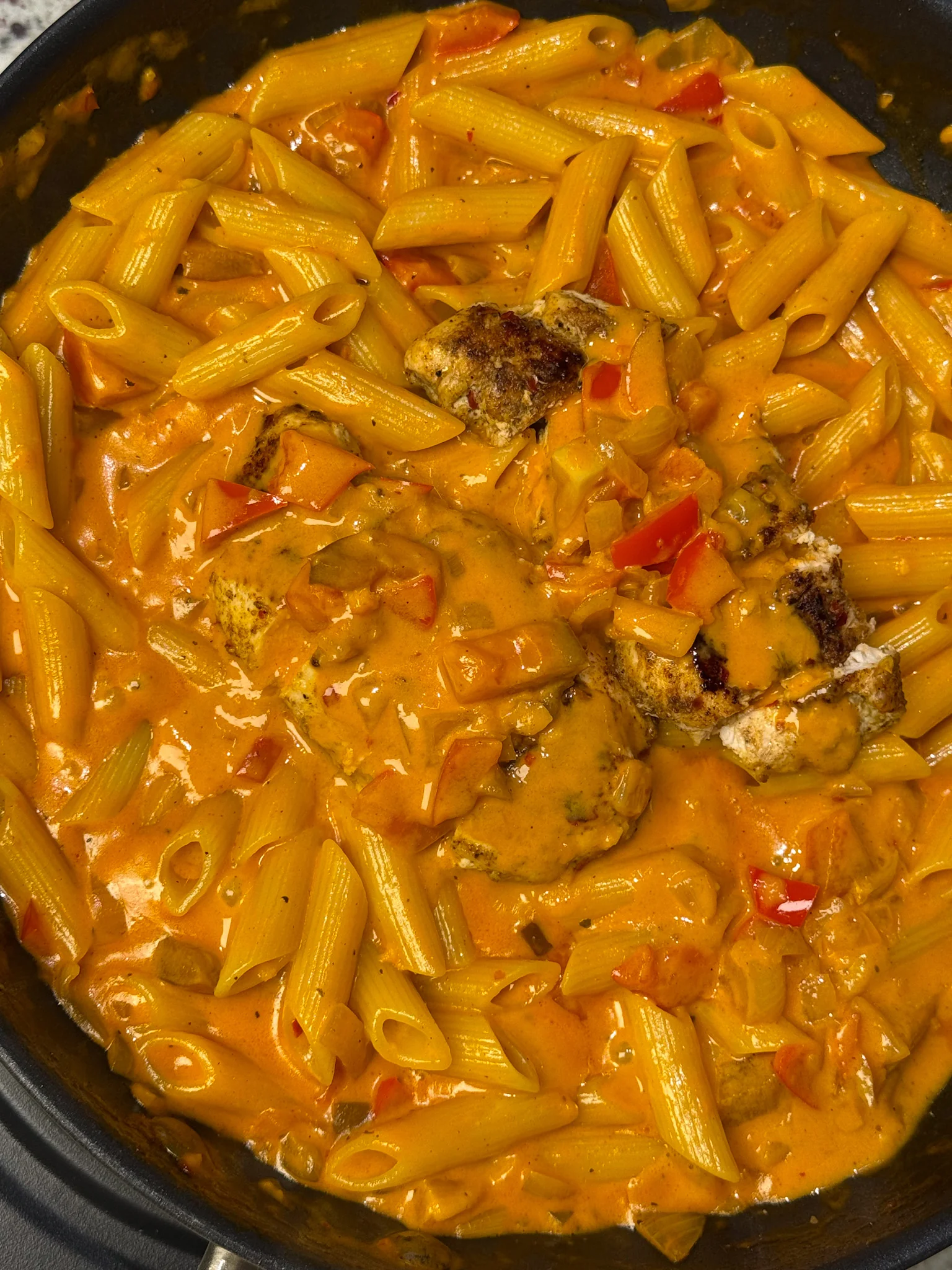 red pepper chicken pasta