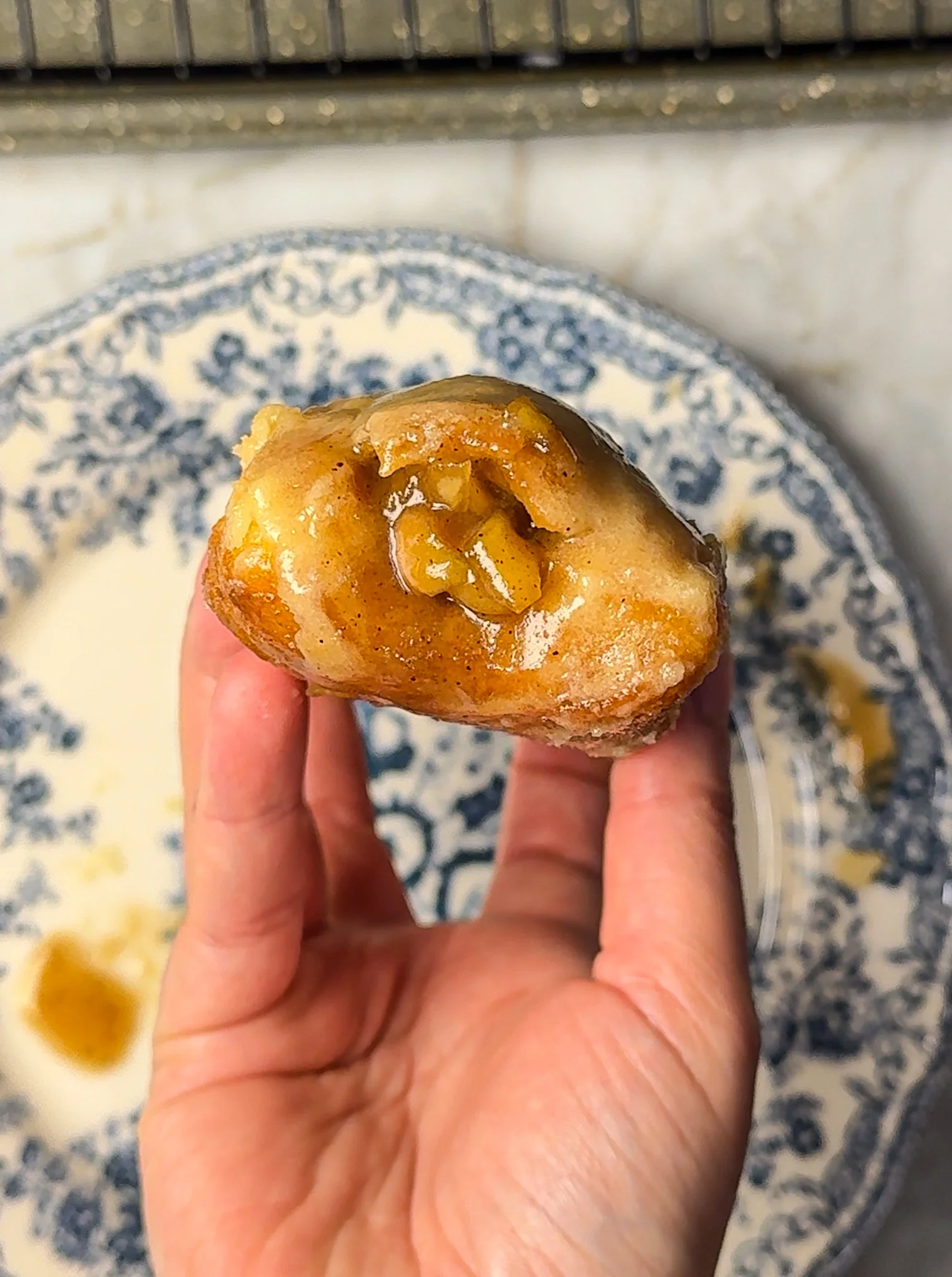 apple pie donuts