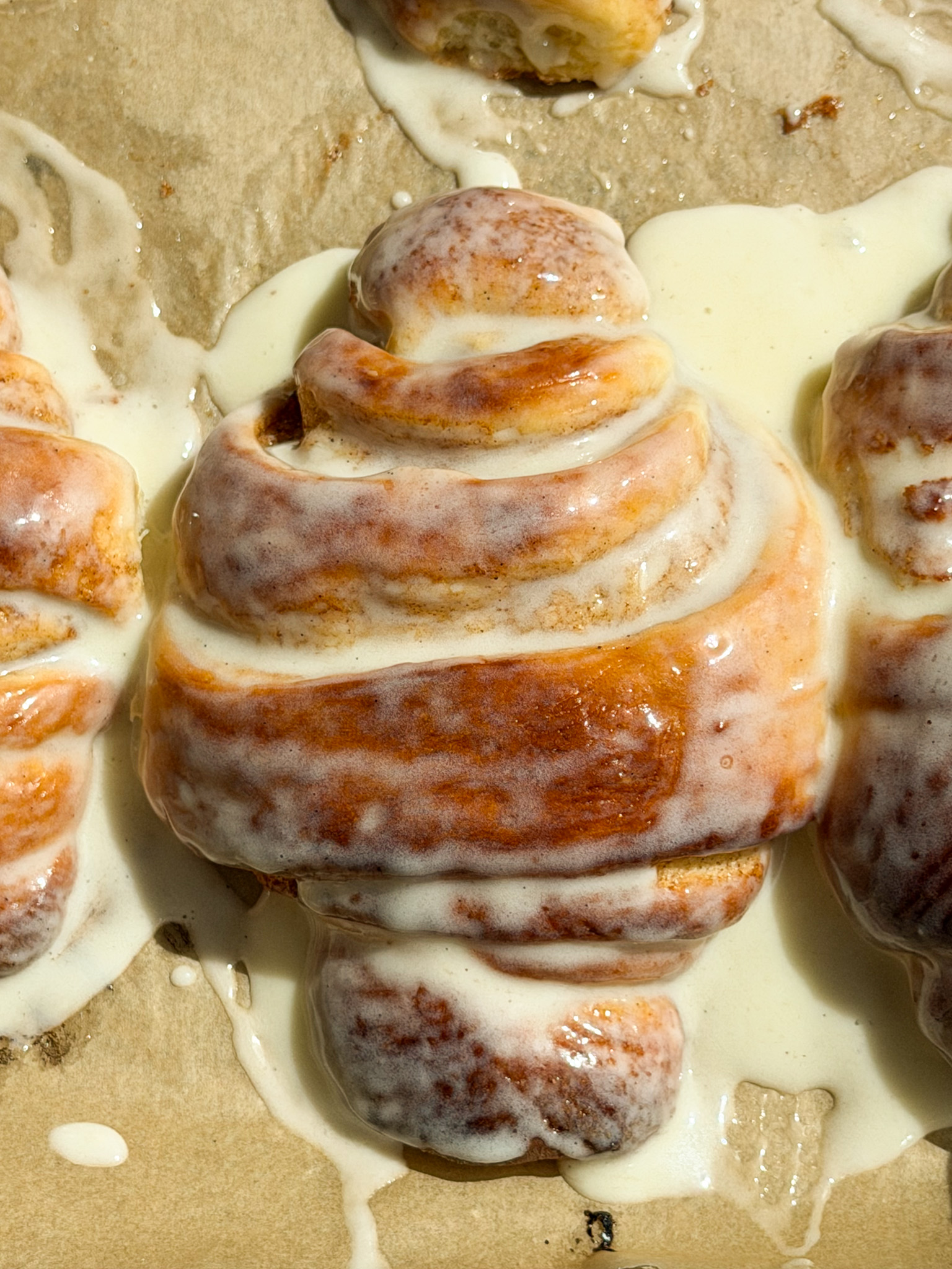 cinnamon-roll-croissants