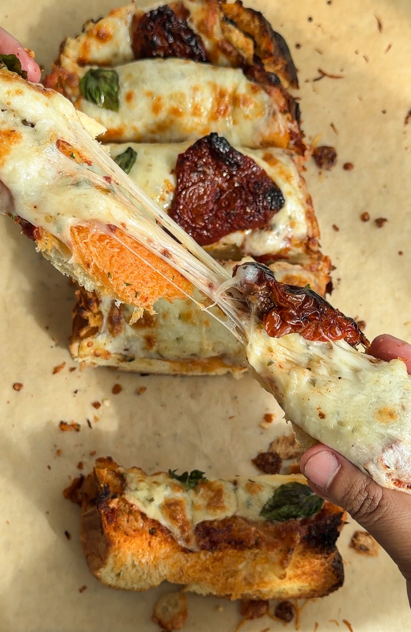 sun-dried-tomato-basil-cheese-bread