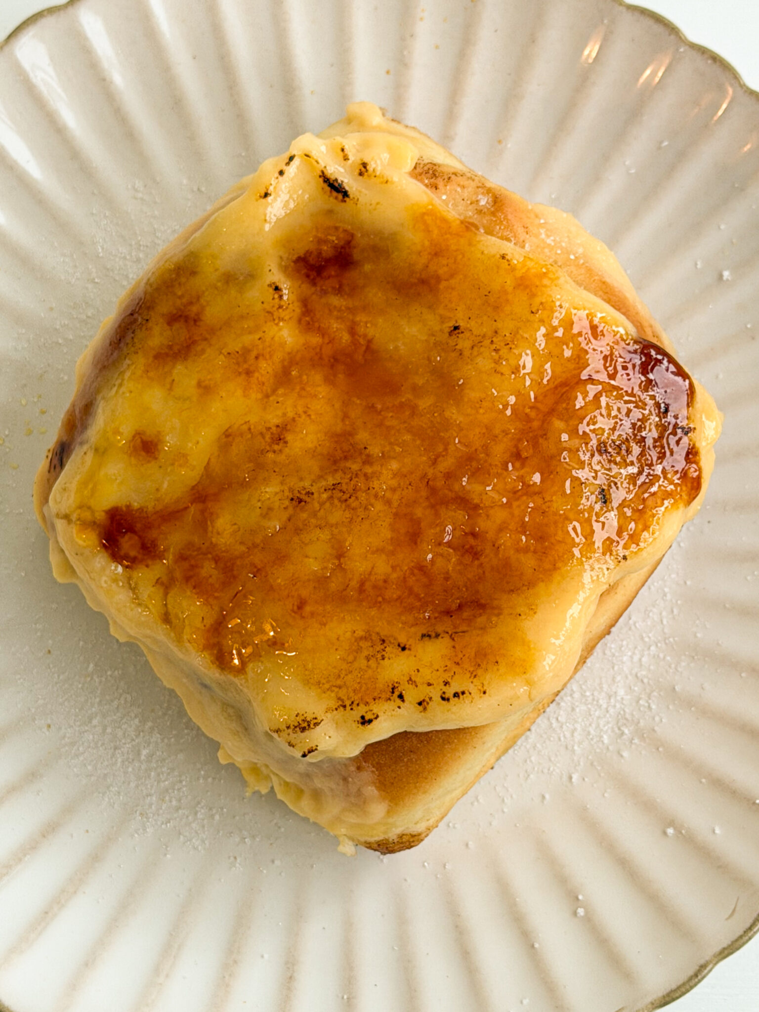 Crème Brûlée Cinnamon Rolls