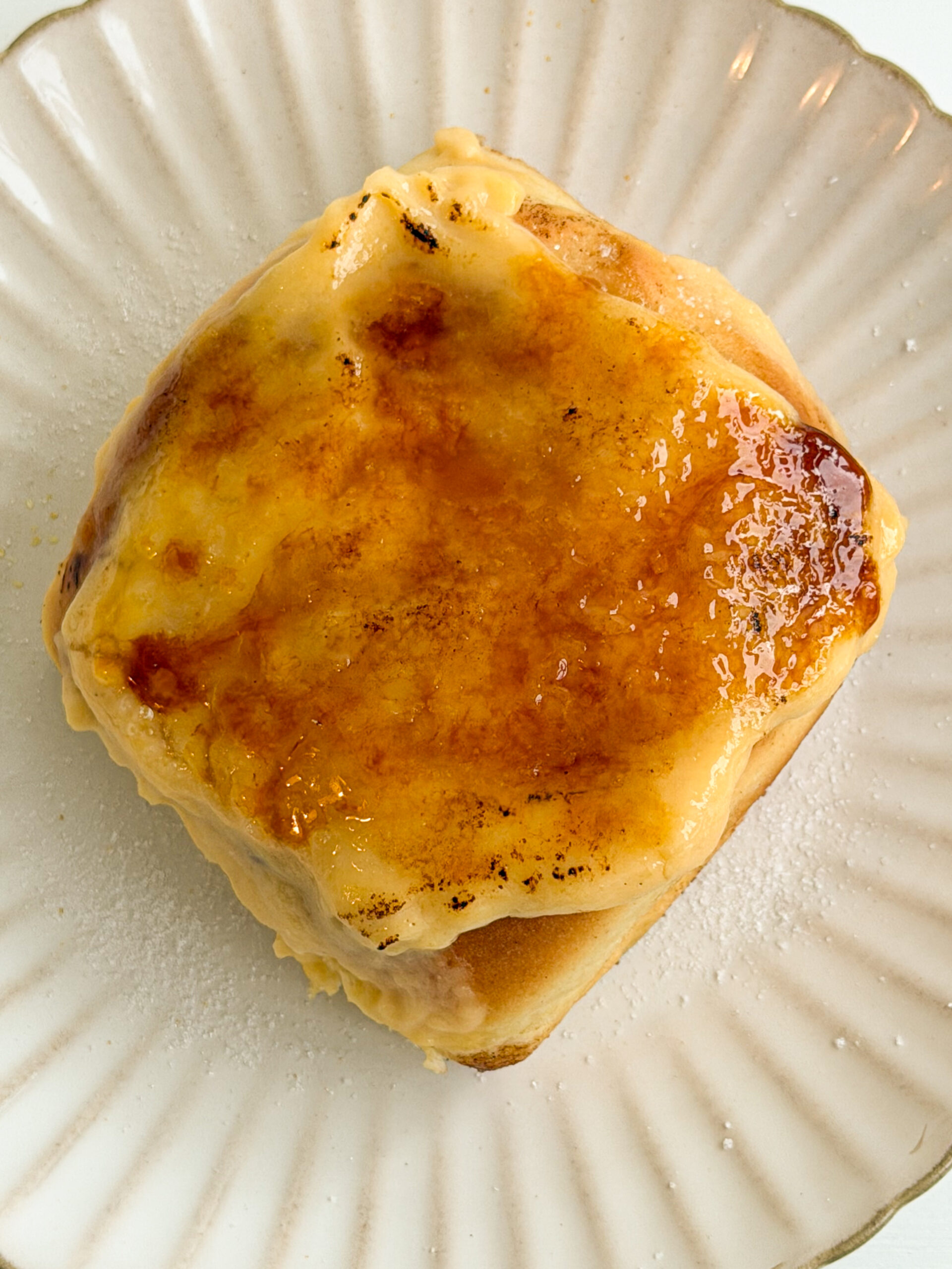 Crème Brûlée Cinnamon Rolls